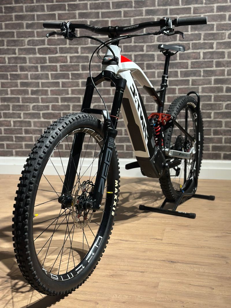 Used Fantic XEF SRAM GX Eagle 2025 Mountainbike, White, Mixed — image 2 of 10