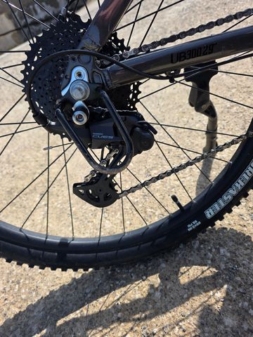 Used Urbanbiker Custom Shimano CUES Di2 2025 Mountainbike, Light Gray, 29 — image 5 of 7