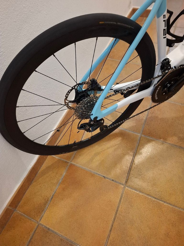 Used Mendiz Mendiz Custom Shimano 105 2024 Road & Gravel, Blanco — image 6 of 7