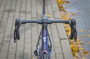 Gebrauchtes Giant Propel Advanced 1 2026 2026 Road & Gravel, Violett — Bild 6 von 12