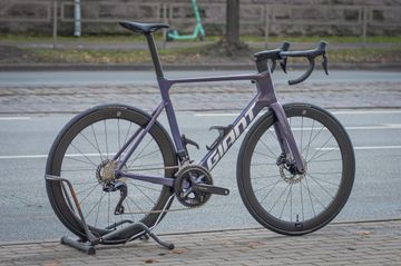 Gebrauchtes Giant Propel Advanced 1 2026 2026 Road & Gravel, Violett — Bild 2 von 12