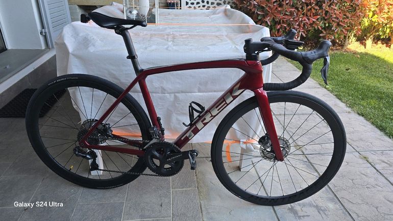 Used Trek Émonda SLR 7 Disc 2020 2020 Road & Gravel, Red — image 18 of 18