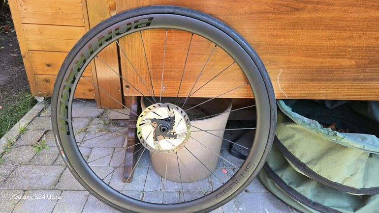 Used Trek Émonda SLR 7 Disc 2020 2020 Road & Gravel, Red — image 11 of 18