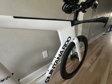 Used Quintana Roo V-PRi SRAM Force E1 2025 Road & Gravel, White — image 5 of 15