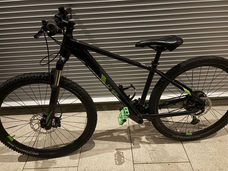 Used CUBE RACE ONE Shimano Deore XT 2022 Mountainbike — image 2 of 5
