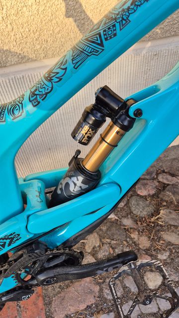 YT Industries Tues CORE 4 27 2023 2023 Mountainbike usato, Blu — immagine 15 di 17