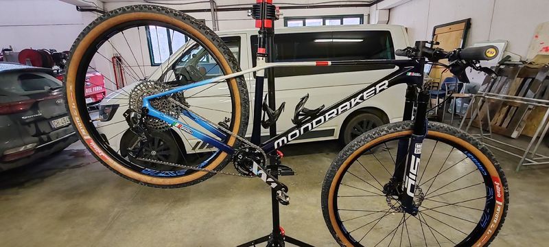 Gebrauchtes Mondraker Podium SRAM X01 Eagle AXS 2024 Mountainbike, Schwarz — Bild 3 von 4