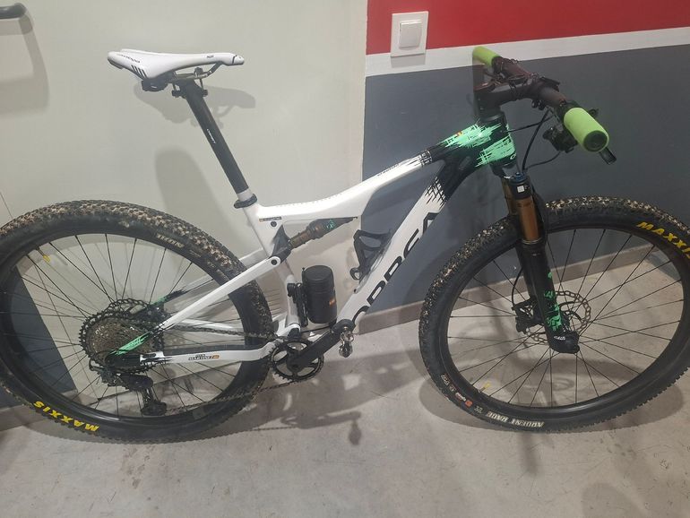 Used Orbea OIZ M PRO 2022 2022 Mountainbike, Blanco — image 4 of 4