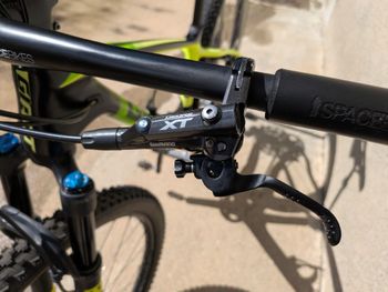 Used Giant Xtc Shimano Deore XT 2018 Mountainbike — image 8 of 9