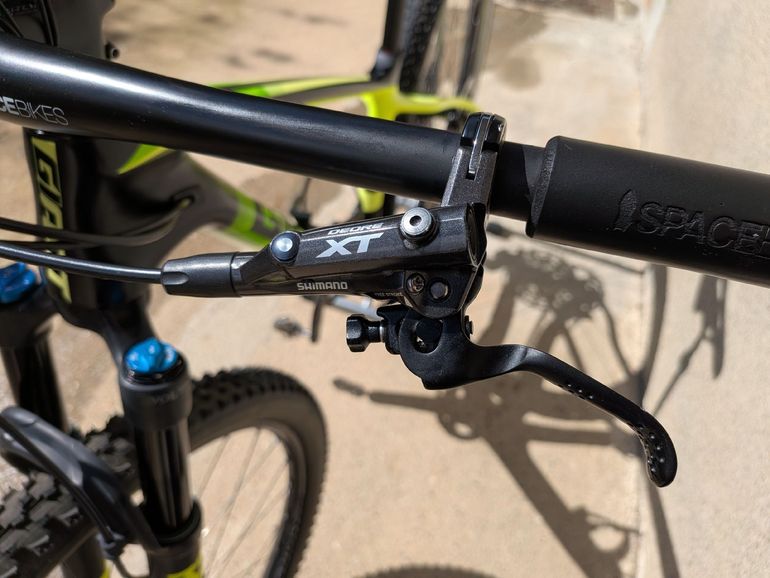 Used Giant Xtc Shimano Deore XT 2018 Mountainbike — image 8 of 9