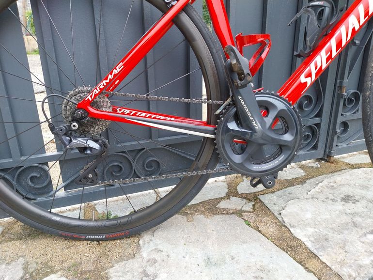 Used Specialized Tarmac Shimano Ultegra 2018 Road & Gravel, Red — image 3 of 4