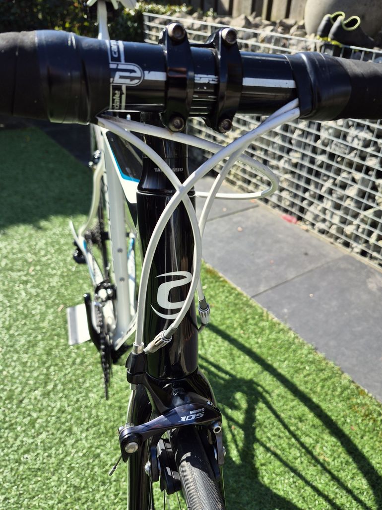 Used Cannondale Synapse Women’s Carbon 105 2011 Road & Gravel, White — image 10 of 16