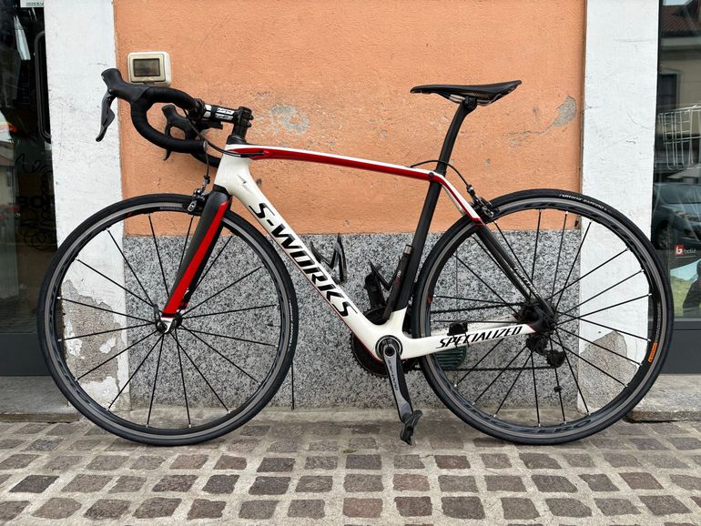 Used Specialized Specialized Custom Shimano Dura Ace Di2 2016 Road & Gravel, White — image 1 of 4