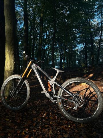 Used CUBE Two15 SRAM GX DH 2024 Mountainbike, Black — image 4 of 9