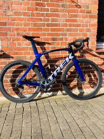 Trek, Madone Shimano 105 Di2