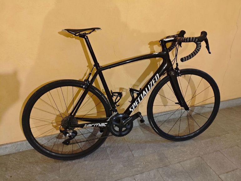Used Specialized Tarmac Shimano Ultegra 2018 Road & Gravel, Black — image 1 of 9