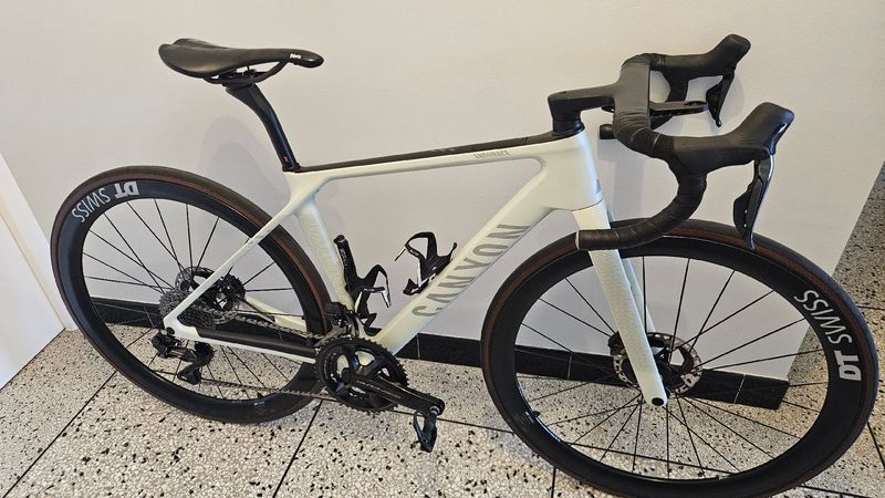 Canyon Endurace CFR Di2 2024 Frameset 2024 Road & Gravel d'occasion — image 4 sur 4