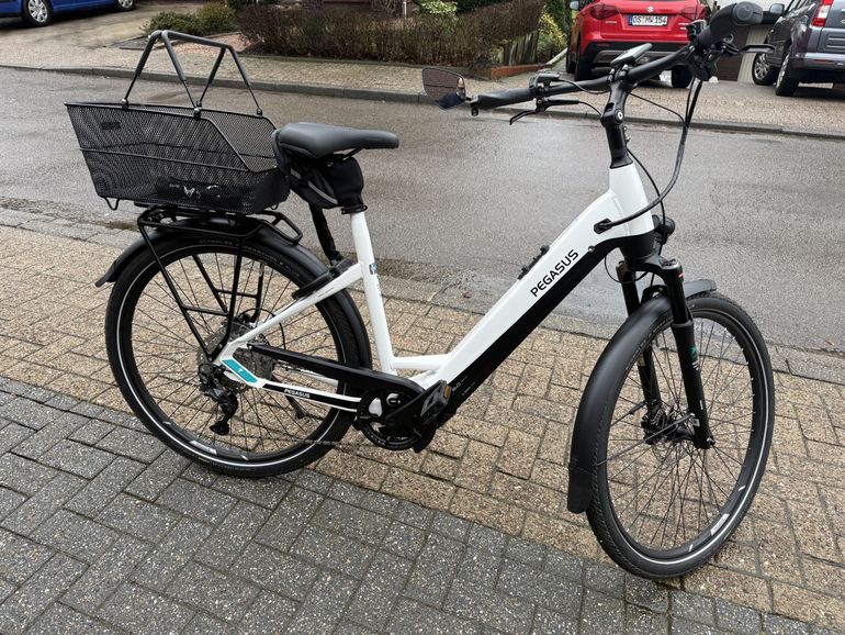 Used Pegasus PREMIO EVO 10 Lite Wave 2025 2025 Urban, White — image 2 of 18