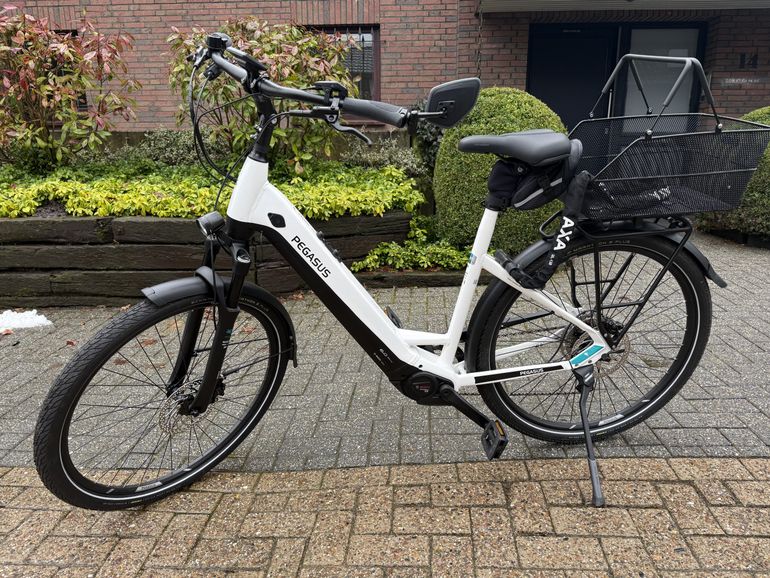 Used Pegasus PREMIO EVO 10 Lite Wave 2025 2025 Urban, White — image 1 of 18