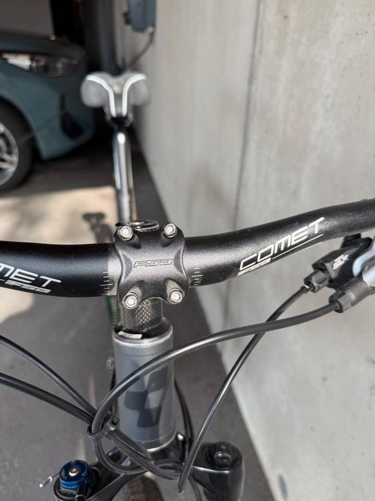 Used CUBE Cube Race One 29 Zoll M17 2019 Mountainbike, Black — image 11 of 15