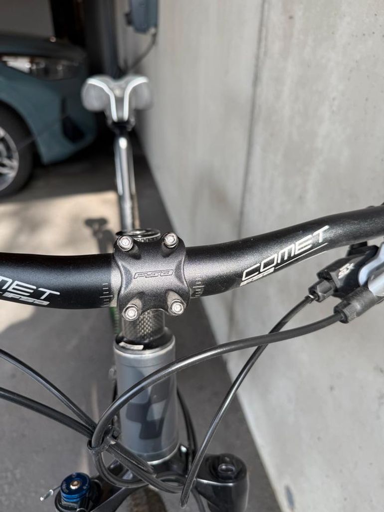 Used CUBE Cube Race One 29 Zoll M17 2019 Mountainbike, Black — image 10 of 15