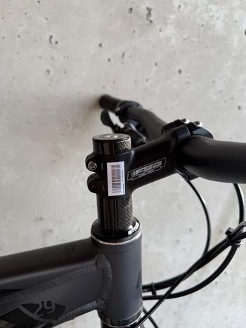 Used CUBE Cube Race One 29 Zoll M17 2019 Mountainbike, Black — image 12 of 15