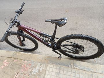 Used BMC Fourstroke LT ONE 2024 2024 Mountainbike, Red, 29 — image 2 of 8