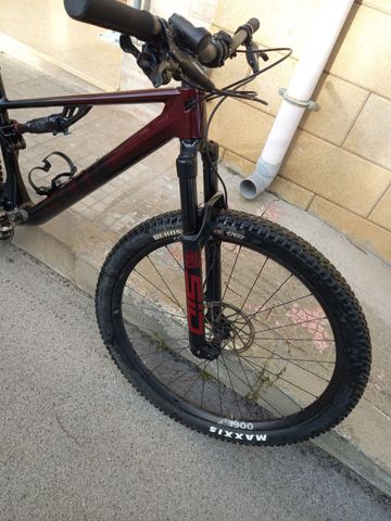 Used BMC Fourstroke LT ONE 2024 2024 Mountainbike, Red, 29 — image 8 of 8
