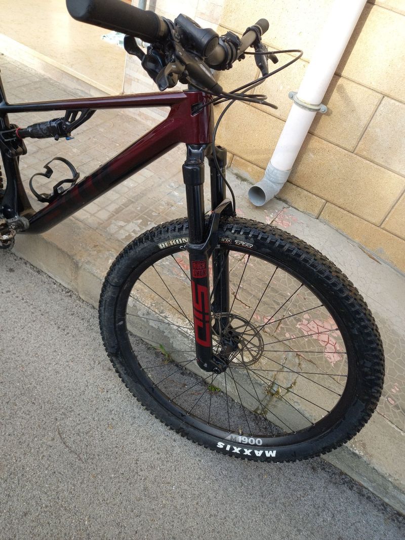 Used BMC Fourstroke LT ONE 2024 2024 Mountainbike, Red, 29 — image 6 of 8