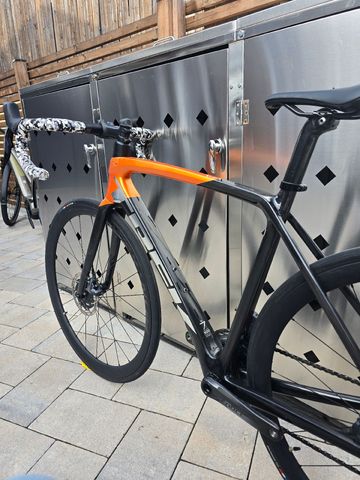 Gebrauchtes Trek Emonda SRAM Force eTap AXS 2023 Road & Gravel, Orange — Bild 17 von 22