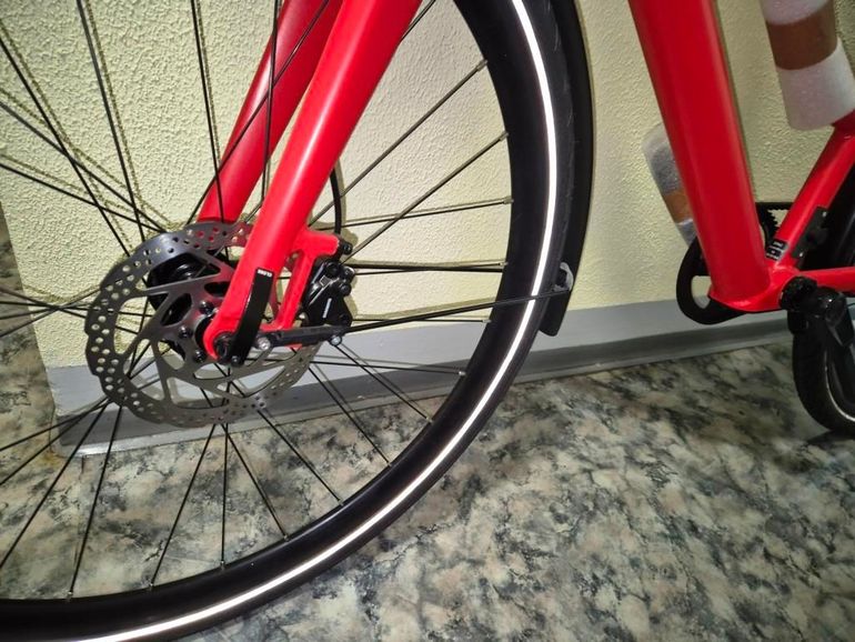 Used bzen BZEN Amsterdam 2025 2025 Urban, Red — image 3 of 7