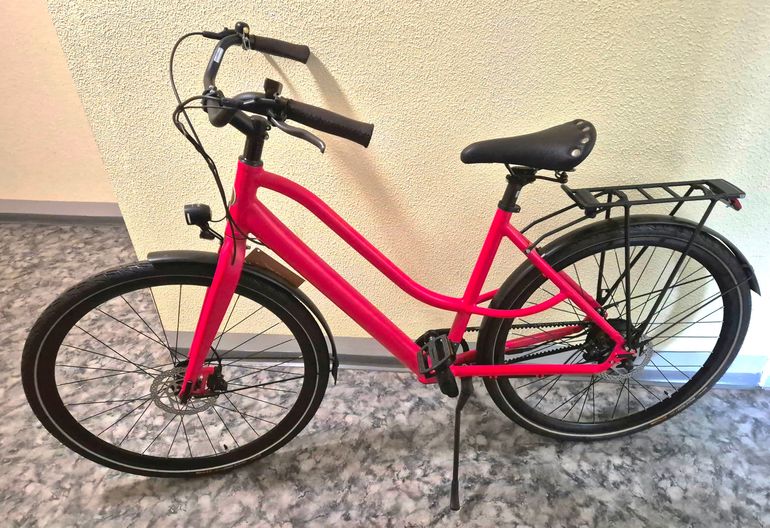 Used bzen BZEN Amsterdam 2025 2025 Urban, Red — image 1 of 7