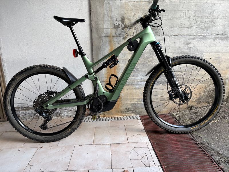Brugt Canyon Spectral:ON CF 8 2023 2023 Mountainbike — billede 1 af 12