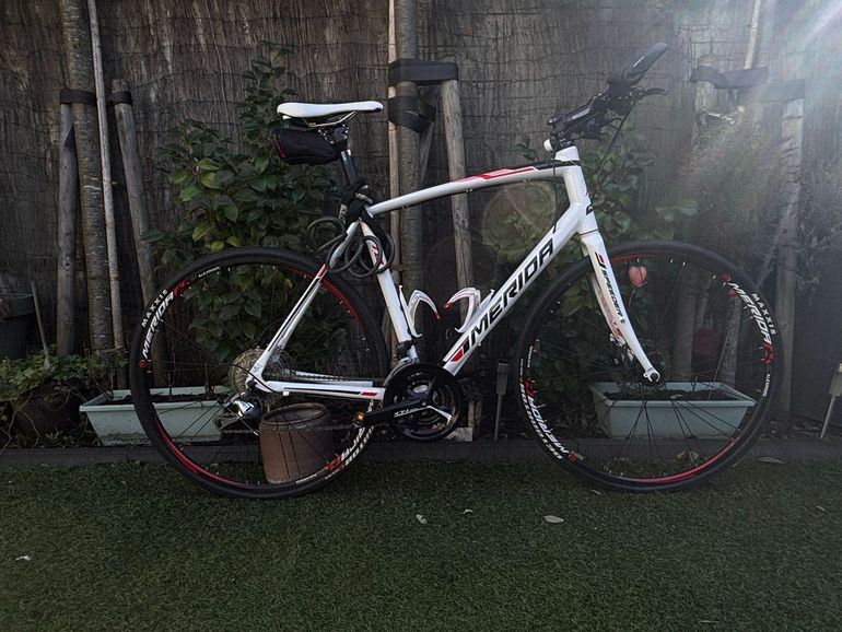 Used Merida Speeder Shimano 105 2013 Road & Gravel, Weiß — image 1 of 10