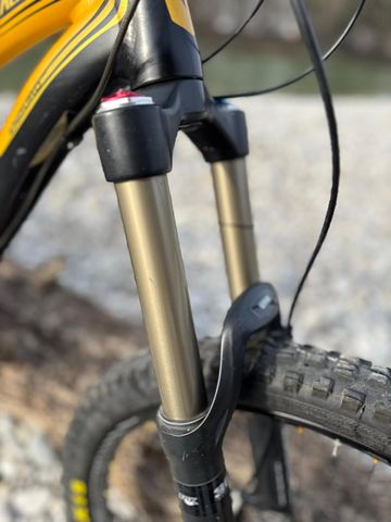 Specialized Enduro Expert EVO 2011 2011 Mountainbike d'occasion — image 13 sur 33