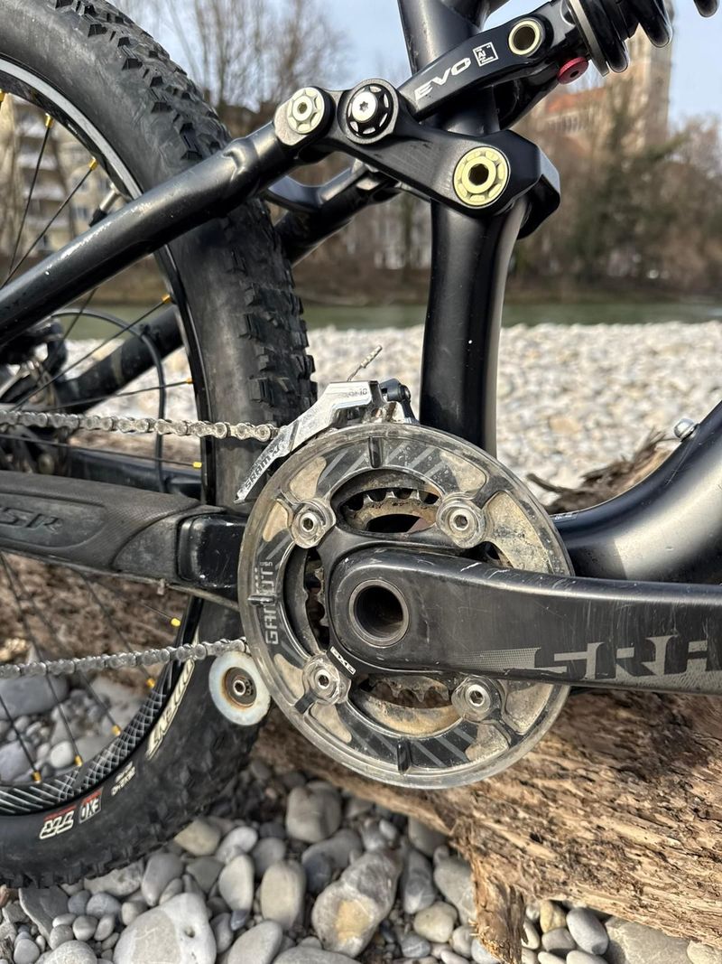Specialized Enduro Expert EVO 2011 2011 Mountainbike d'occasion — image 6 sur 33