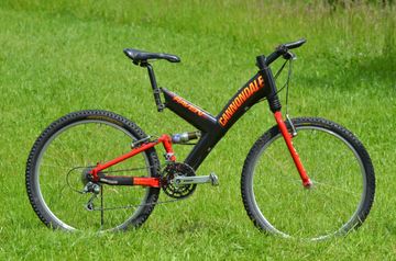 Cannondale Super V RAVEN 2000 SL 1999 MTB usato