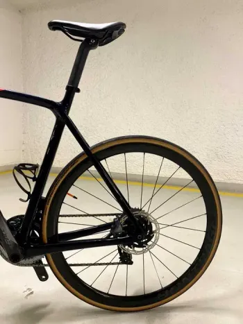 Used Trek Émonda SLR 7 eTap 2021 2021 Road & Gravel — image 4 of 12