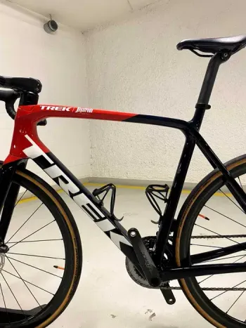 Used Trek Émonda SLR 7 eTap 2021 2021 Road & Gravel — image 3 of 12