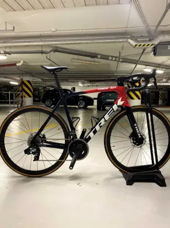 Used Trek Émonda SLR 7 eTap 2021 2021 Road & Gravel — image 8 of 12