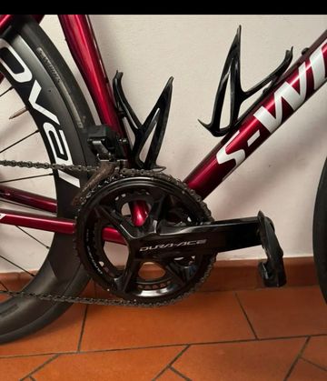 Used Specialized Tarmac Shimano Dura Ace Di2 2025 Road & Gravel, Red — image 3 of 3