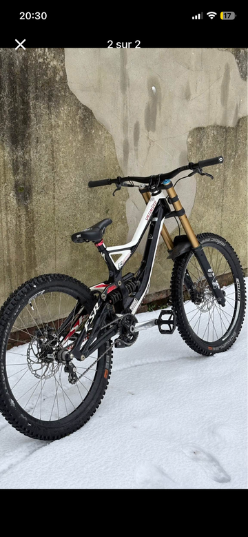 Gebrauchtes Specialized Demo 8 I 2015 2015 Mountainbike, Schwarz, 27.5 — Bild 2 von 3