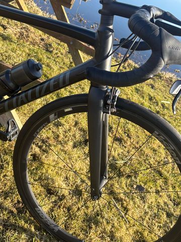 Specialized Allez Elite 2022 2022 Road & Gravel usato, Nero — immagine 6 di 10