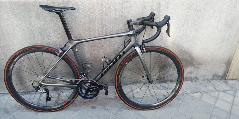 Used Giant TCR, Advanced Pro 0 2022 Road & Gravel, Light Gray — image 1 of 8