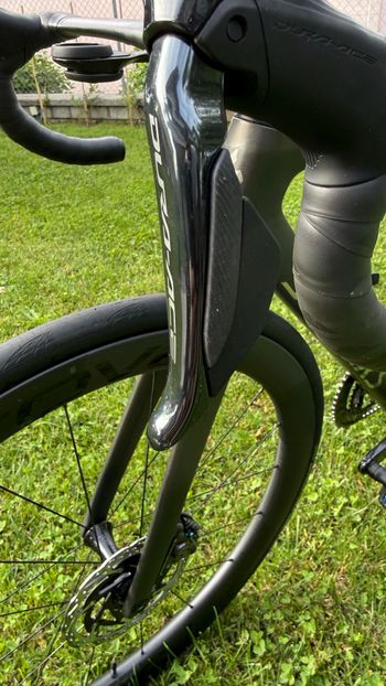 Used Specialized Tarmac Shimano Dura Ace Di2 2022 Road & Gravel, Black — image 12 of 14