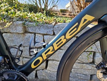 Used Orbea Orbea Orca M20i LTD 2023 2023 Road & Gravel, Green — image 9 of 23