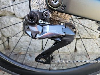 Used Orbea Orbea Orca M20i LTD 2023 2023 Road & Gravel, Green — image 11 of 23
