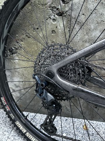Used Giant XTC Advanced 29 2 2020 2020 Mountainbike, Black, 29 — image 3 of 8