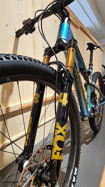 Used Orbea Oiz Shimano Deore XT Di2 2026 Mountainbike, Green — image 7 of 7