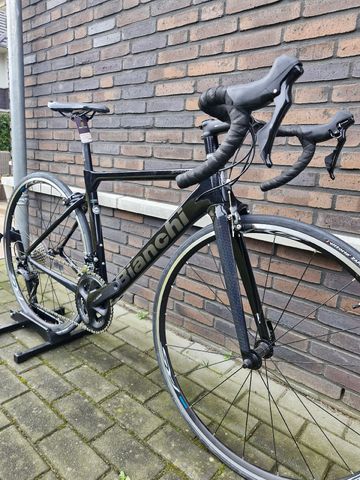 Gebrauchtes Bianchi Sprint - 105 2022 2022 Road & Gravel, Schwarz — Bild 2 von 9